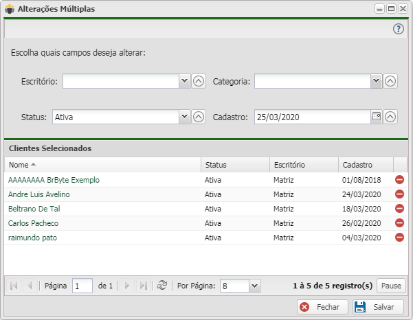 Controllr-aplicativos-cadastros-clientes-alteracoes-multiplas.png